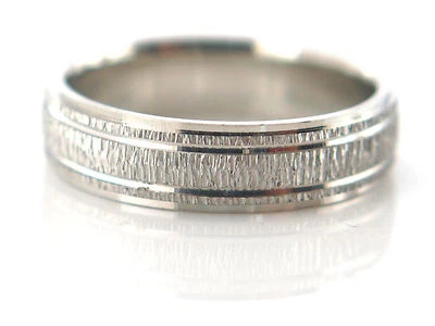 Aliança de casamento masculina de platina 950 6 mm tamanho 10 ajuste confortável  - Imagem 1 de 4
