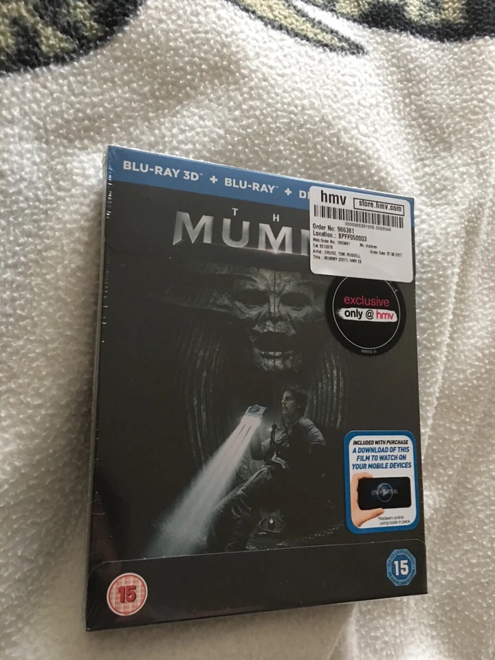 The  Mummy 2017 Blu-ray   film  Steelbook   HMV  Limited edition set - Image 1 of 2