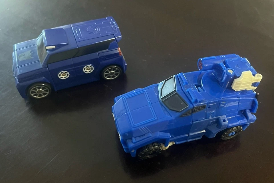 Transformers Speed Stars Stealth Force Soundwave & Cyberverse Soundwave Lot Of 2 - Image 1 of 4