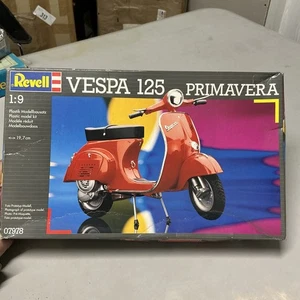 VESPA 125 PRIMAVERA Revell Scala 1/9 Art. 07978 - NUOVO - Kit Da Montare - Foto 1 di 5