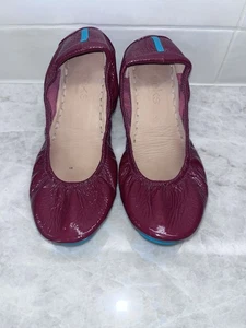 Tiek Gavrieli rubinrote Lackleder-Ballerinas Schuhe burgunderrot flache Schuhe Größe 6 - Bild 1 von 5