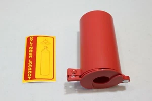 Condor Gasflaschenverriegelung 3-1/2" x 6" rot Polypropylen # 437R39 - Bild 1 von 10