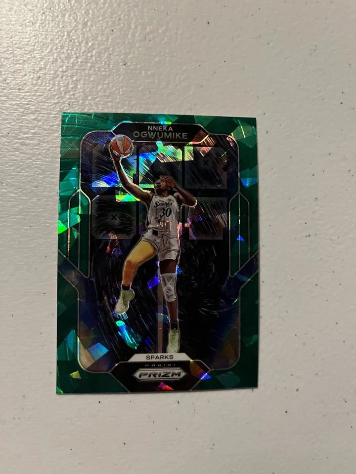 2022 Panini Prizm WNBA Far Out Nneka Ogwumike Green Ice - Image 1 of 1