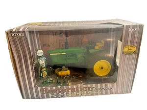NIB! ERTL JOHN DEERE MODEL 4020 1:16 DIE-CAST TRACTOR & ACCESSORIES 15298  #1666 - Picture 1 of 7