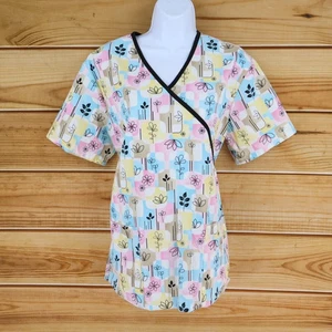 SB Scrubs Scrub Top Womens Size M Multicolor Floral Polyester Blend Waist Tie - Picture 1 of 8