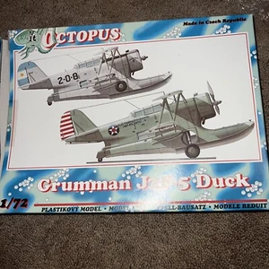 1/72 72056 Octopus Grumman J2F-5 Duck USN Model Kit - Picture 1 of 4