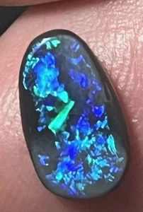 BLACK OPAL - N1 from LIGHTNING RIDGE 2.05 Carats. Stunning Bright Colours. - Picture 1 of 6