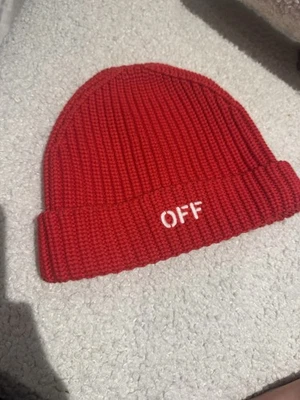Gorro acanalado rojo blanco roto para niños talla 1 Foto 1 de 4
