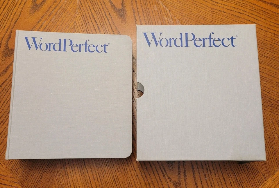 WordPerfect for DOS 5.1 Manual & Update 3-Ring Binder 1990 Box Slip Case IBM  - Image 1 of 4