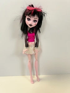 Draculaura Monster High doll Original Ghouls 2008 - Picture 1 of 5