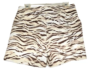 INC International Concepts Brown Striped Womens 5" Inseam Stretch Shorts Size 6 - Picture 1 of 7