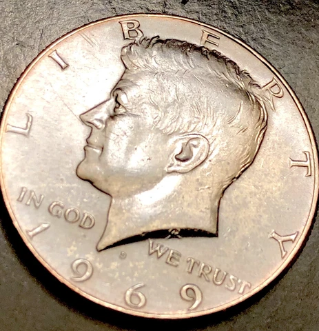 1969 D Kennedy Half Dollar Beautiful Tone Excellent Luster Cover