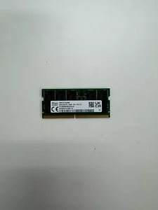 Hynix 32 GB DDR5-5600 MHz (PC5-44800) 2Rx8 EC4 SODIMM N20979-381 HMCG88AGBAA092N - Foto 1 di 2