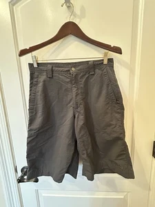 Pantalones cortos de rendimiento de senderismo de nailon para hombre THE NORTH FACE (talla 30) (gris) (usados) - Imagen 1 de 8