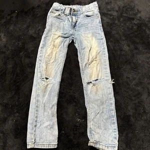 Wonder Nation Boys Size 7 Blue Denim Jeans Slim Skinny Ripped - Picture 1 of 3