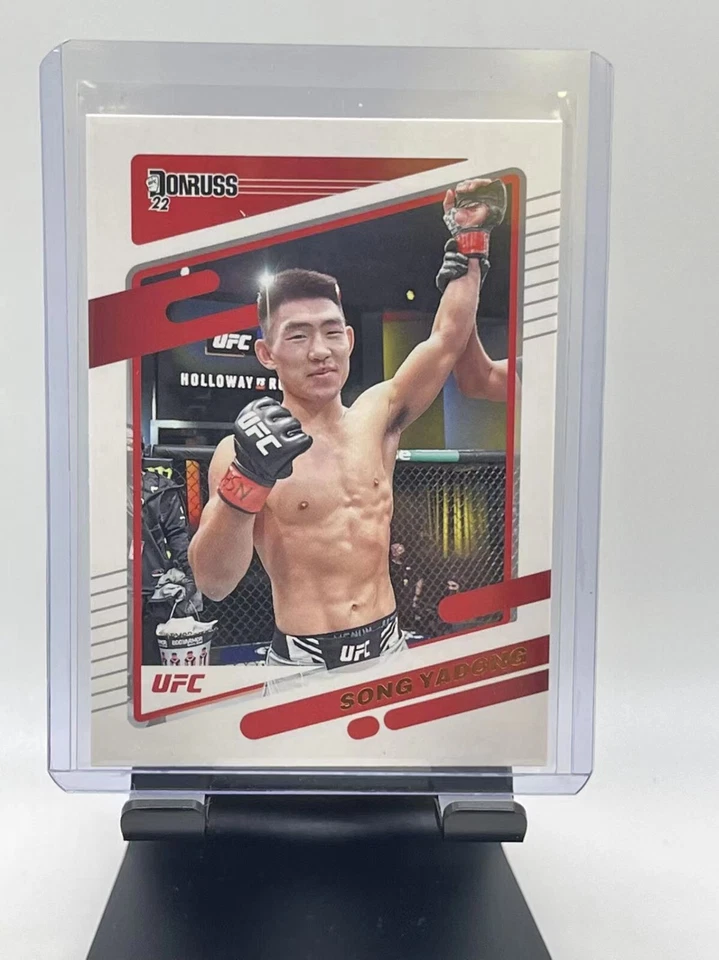 2022 Panini Donruss UFC Base Song Yadong #103 - Image 1 of 1