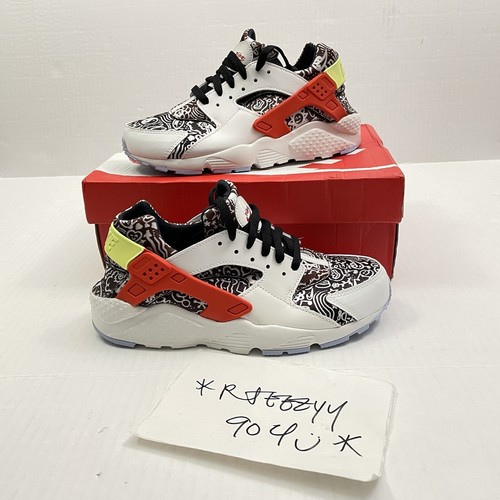 GS Size 6.5Y Womens 8 Nike Huarache Run SE Athletic Shoes DV2243 100 Doodle