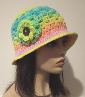 ganchillo hecho a mano mujer flor cubo sombrero ala cloche rayas retro nuevo Foto 1 de 3