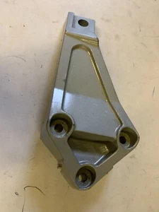 NEW GENUINE TRIUMPH TRIDENT RIGHT HAND FOOTREST HANGER 2080022-T0301 - Picture 1 of 1