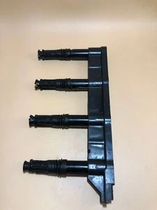 BOBINA DI ACCENSIONE CITROEN C2 C3 C4 PEUGEOT 207 COD: 9651710680 - Foto 1 di 1