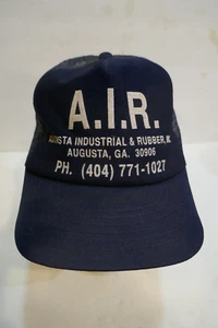 De colección Augusta Industrial y Caucho - Malla Trasera - Sombrero A Presión Trasero en Color Azul - Imagen 1 de 3