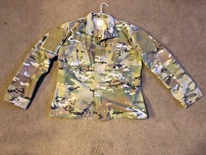 Military ACU Shirt 36 Regular US Army USAF Female Ripstop Camouflage #651 - Picture 1 of 5