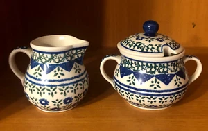Boleslawiec UNIKAT Polish Pottery Sugar Bowl Creamer Blue Floral Triangle NEW - Picture 1 of 11