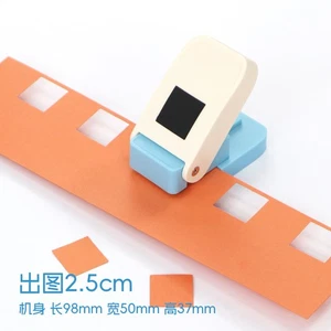 Perforadora cuadrada de estampillas postales de 1x1 pulgada para álbumes de recortes de manualidades en papel - Imagen 1 de 7