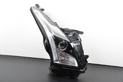 В комплекте! Ксеноновая фара для Cadillac ATS 2013–2015 годов от оригинального производителя для правой пассажирской стороны - Изображение 1 из 4