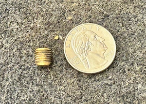Brass 1/16" Plug Threaded 22 pcs - Picture 1 of 2