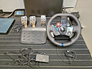 Logitech G29 Driving Force Racing Wheel - PS5, PS4, PS3 - Imagen 1 de 15
