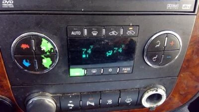 Interruptor selector de aire acondicionado usado se adapta a: Chevrolet Avalanche 1500 2008 auxiliar automático Foto 1 de 4