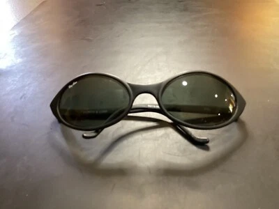 Vintage Ray-Ban Bausch & Lomb W2173 PS6 Predatore Sunglasses W/Case (289) - Image 1 of 4