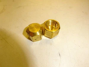 Tapa de montaje de latón QTY 5 SAE 1/2-20 hilo 45 grados para tubo de 5/16 - Imagen 1 de 2