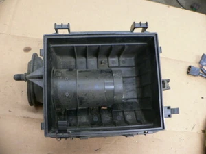 2000 Land Rover Range Rover P38 Air Box Bottom Half, NO Lid  - Picture 1 of 2