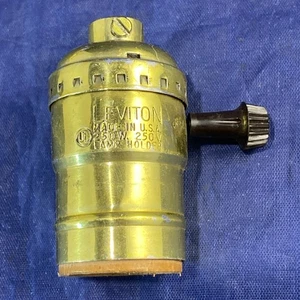 LEVITON SOCKET 3 WAY VINTAGE NEW LAMP PARTS NOS MADE IN USA - Picture 1 of 12