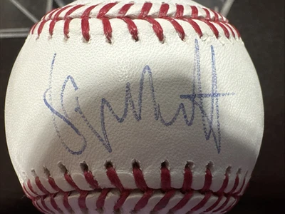 GEORGE BRETT Signed Official Baseball-HALL OF FAME-KANSAS CITY ROYALS-JSA - Image 1 of 4