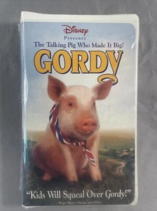 Gordy (VHS, 1995, Clamshell) The Talking Pig That Made It Big! NEU UND VERSIEGELT! - Bild 1 von 4