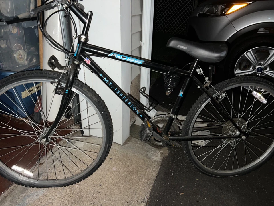 1989 MT Jefferson Ross   Bike Vintage Black 26" Bicycle 5 Speed - Image 1 of 1