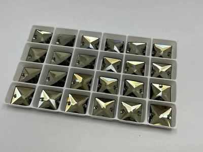 Swarovski Sage Green Square Crystals with 2 holes 3240 16.0 mm - Image 1 of 3