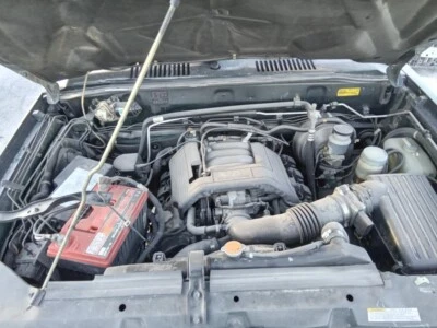 Conjunto de filtro de aire usado se adapta a: Isuzu TROOPER 1999 3,5 L 6 cilindros VIN X 8ª excavación Foto 1 de 4