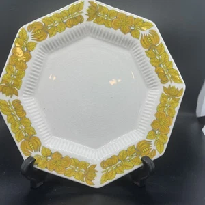 Independence Ironstone YELLOW DAFFODIL Octagon 6 5/8" DESSERT/BREAD PLATE JAPAN - Picture 1 of 4