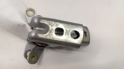 Chevy Malibu Door Hinge Set Right Front Passenger  2015 - Image 1 of 2