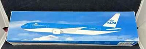 KLM Modell Boeing 777-200 Maßstab 1:200 PPC Royal Dutch Airlines Modellflugzeug - Bild 1 von 5