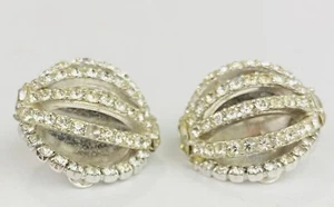 GORGEOUS Vintage KRAMER of NY Rhinestone Clip Earrings - Picture 1 of 14