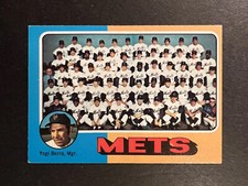 1975 Topps Mets Team Card #421, marked back, Yogi Berra