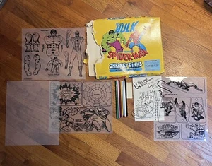 1979 Incredible Hulk Amazing Spider-Man Shrinky Dinks Original Pencils! - Picture 1 of 7