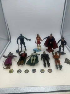 DC Comics Action Figure Lot of 9 Plus Pins - Picture 1 of 11