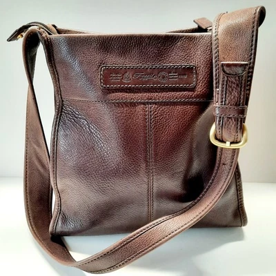 FOSSIL  Brown Leather Bag 75082 Adjustable Shoulder Strap Lots of Pockets 10.25" - Image 1 of 4