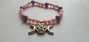Rund Edelstein Perlen Stretch Armband Triple Mond Pentagramm Charm Pastell Goth - Bild 1 von 2